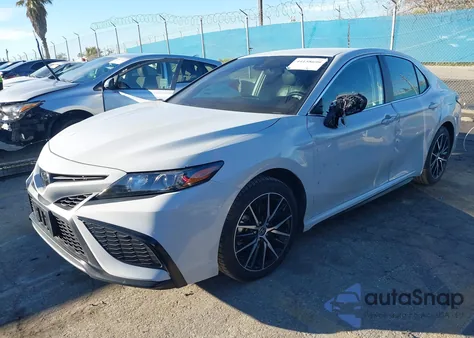2023 Toyota Camry Se z USA, uszkodzony, nr VIN 4T1T11AK6PU174279